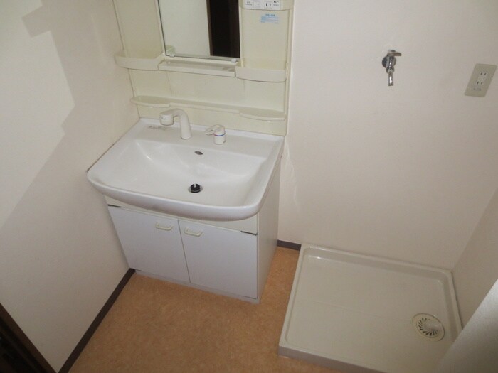 ユタカハイツの物件内観写真