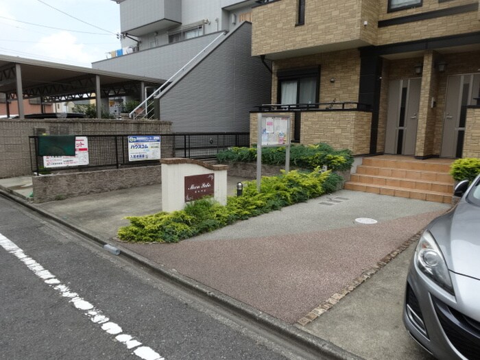 Ｍｏｏｎ　Ｐａｔｉｏの物件外観写真