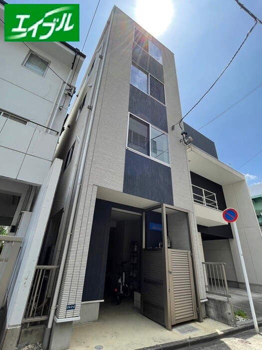 Casa Avenue Tsurumaiの物件外観写真