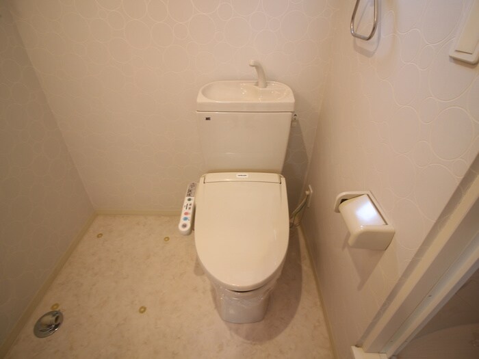 Casa Avenue Tsurumaiの物件内観写真