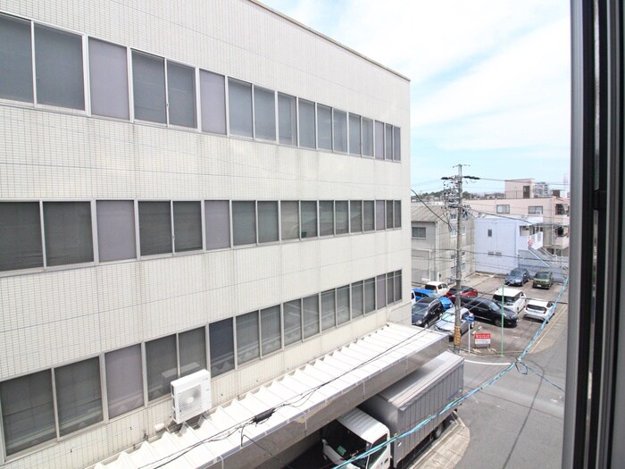 Casa Avenue Tsurumaiの物件内観写真