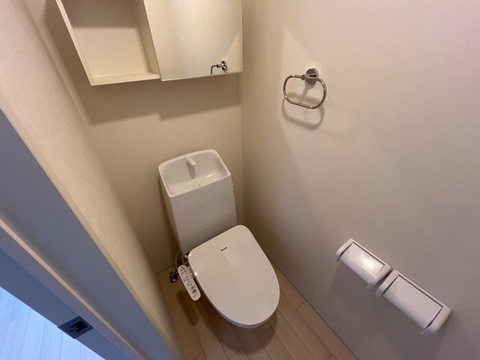 コンフォール門間Aの物件内観写真