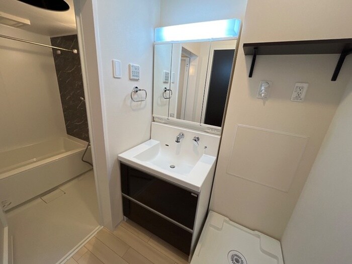 コンフォール門間Aの物件内観写真