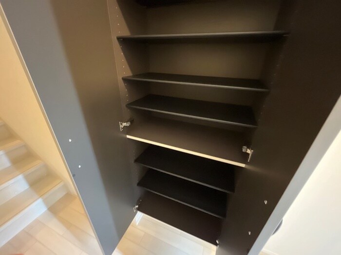 コンフォール門間Aの物件内観写真