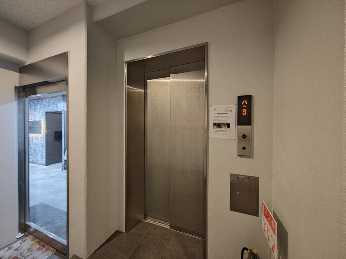 マリーベル栄の物件外観写真