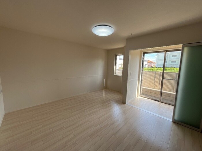 コンフォール門間Bの物件内観写真