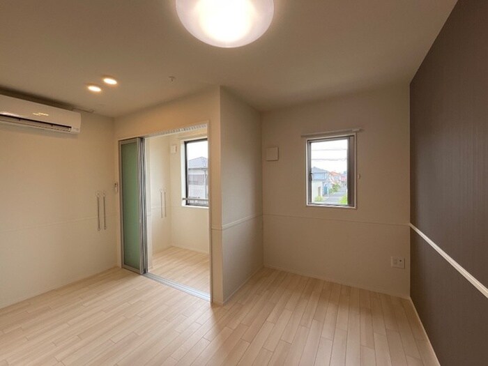 コンフォール門間Bの物件内観写真