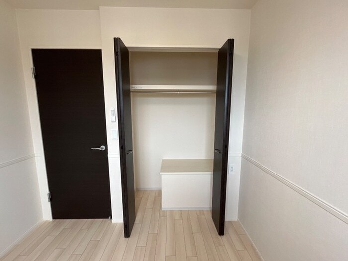 コンフォール門間Bの物件内観写真