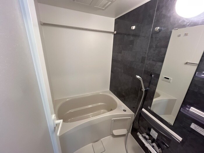 コンフォール門間Bの物件内観写真