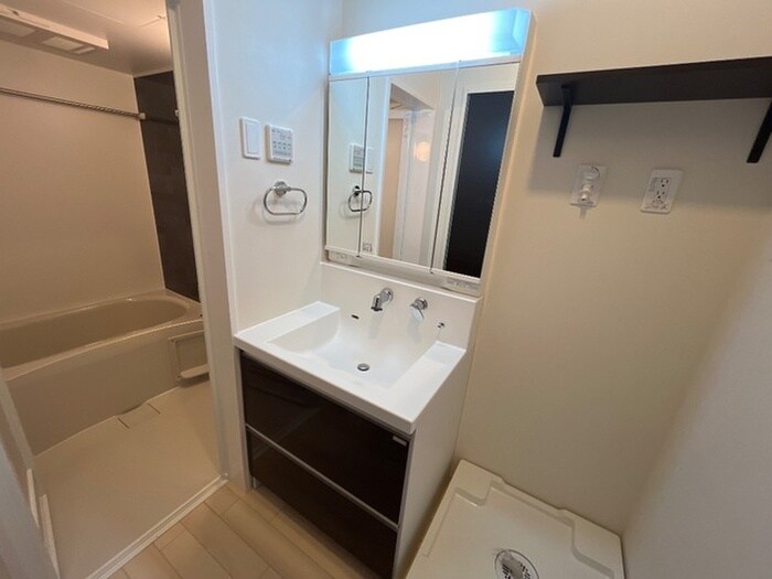 コンフォール門間Bの物件内観写真