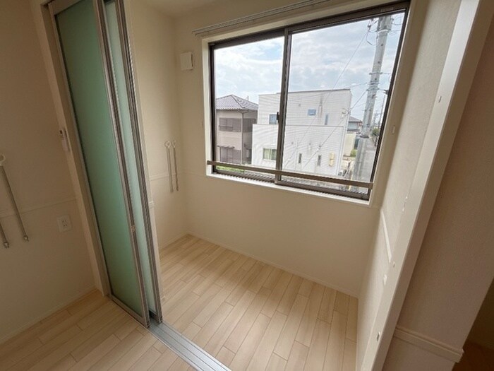 コンフォール門間Bの物件内観写真