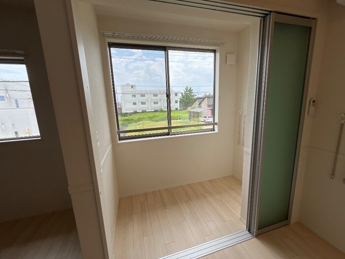 コンフォール門間Bの物件内観写真