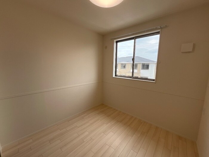 コンフォール門間Bの物件内観写真