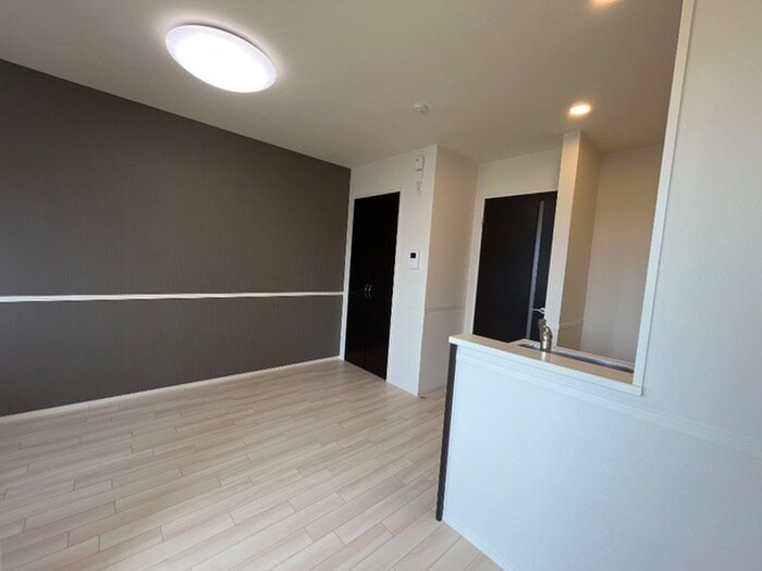 コンフォール門間Bの物件内観写真