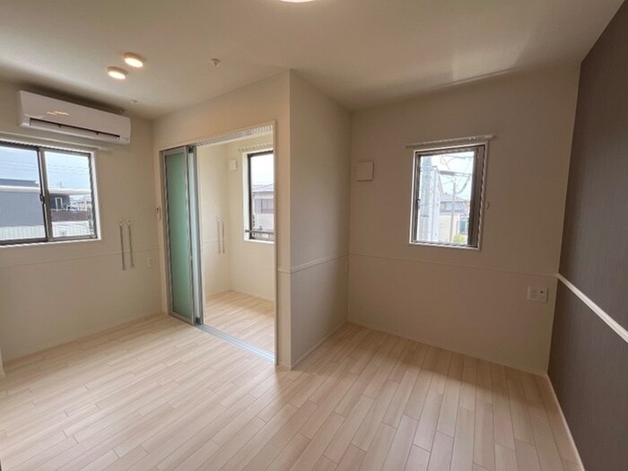 コンフォール門間Bの物件内観写真