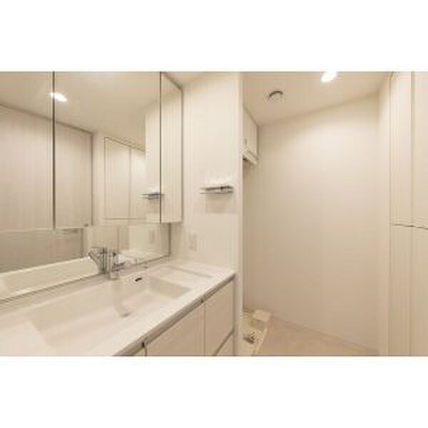 NAGOYA the TOWER(614)の物件内観写真