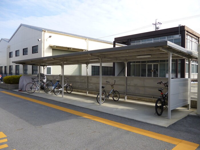 ｱﾝﾌﾟﾙｰﾙ ﾌｪｰﾙ Ms Ⅰの物件外観写真