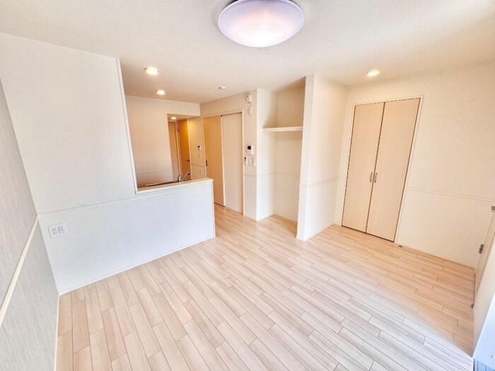 ドエル・カルミアの物件内観写真