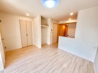 ドエル・カルミアの物件内観写真