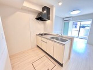 ドエル・カルミアの物件内観写真