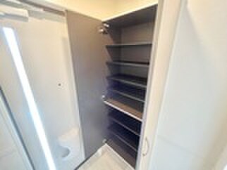 ドエル・カルミアの物件内観写真