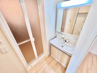 ドエル・カルミアの物件内観写真