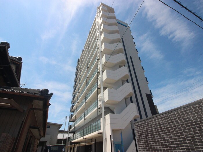 プレサンス尾張一宮ジュレアの物件外観写真