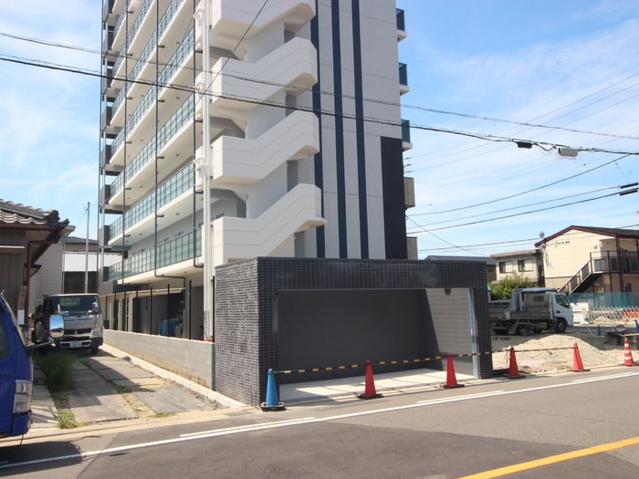 プレサンス尾張一宮ジュレアの物件外観写真