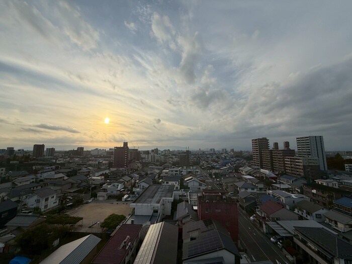 プレサンス尾張一宮ジュレアの物件内観写真