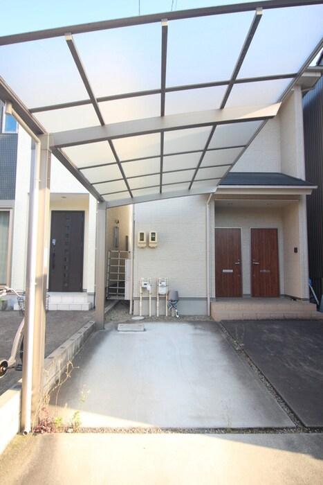 西区貝田町アパートの物件外観写真