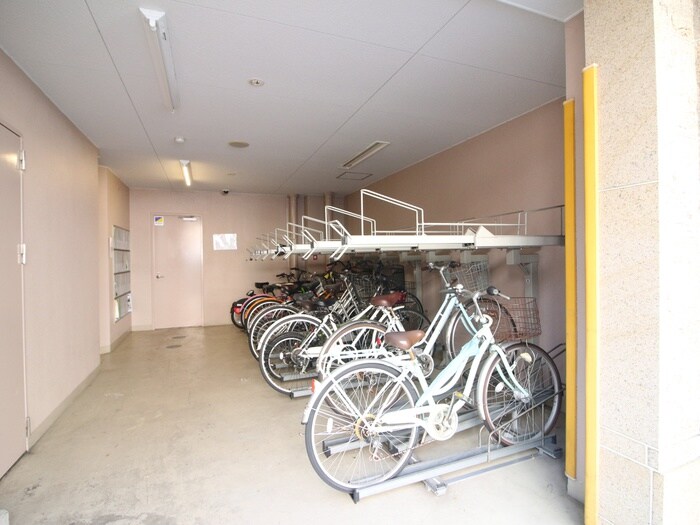 ﾌﾟﾚｻﾝｽ名古屋駅前ｸﾞﾗﾝｳﾞｨﾙ(406)の物件外観写真