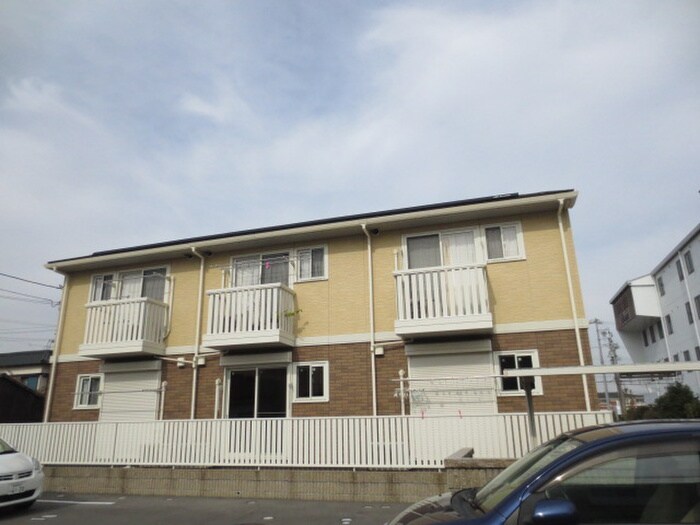 アム－ルの物件外観写真