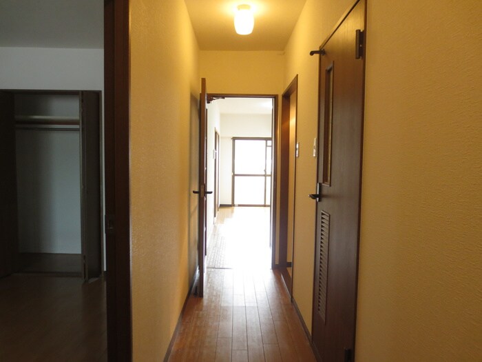 ピュアストリートの物件内観写真