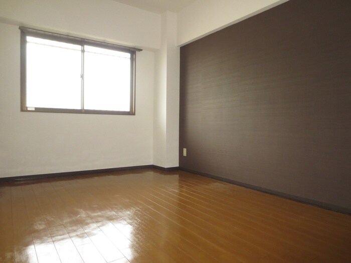 ピュアストリートの物件内観写真