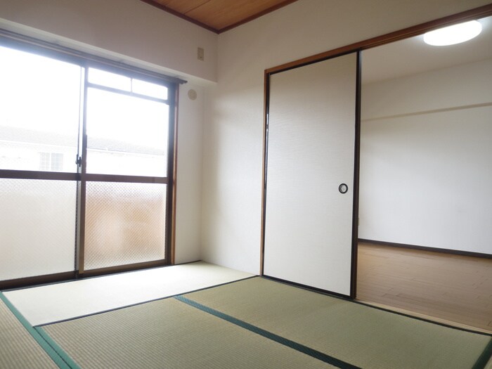 ピュアストリートの物件内観写真