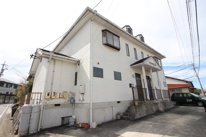 ツインハウスＡの物件外観写真