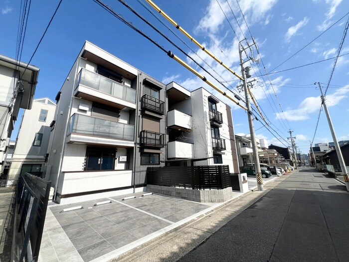 グランカメリアの物件外観写真