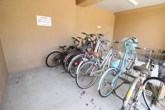 ランドハウス八事の物件外観写真