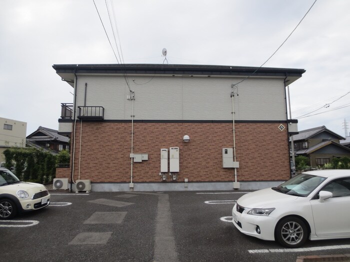 プ－リヴァ－Ａの物件外観写真