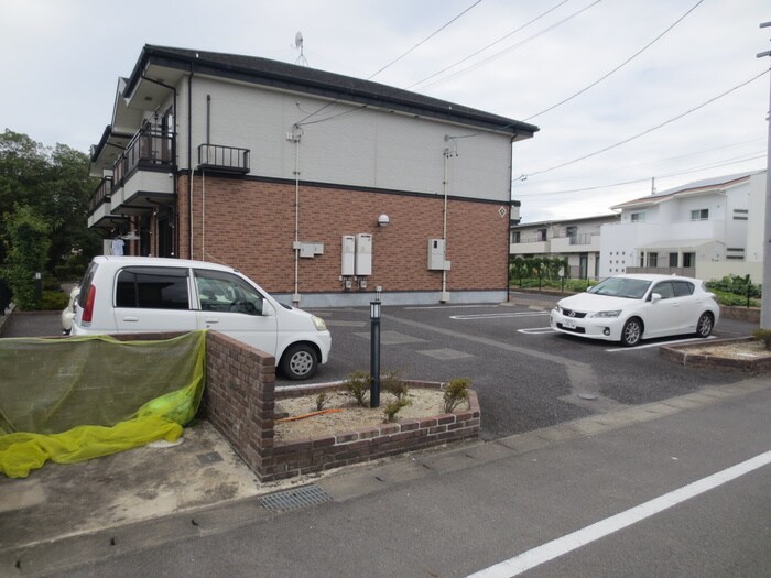 プ－リヴァ－Ａの物件外観写真