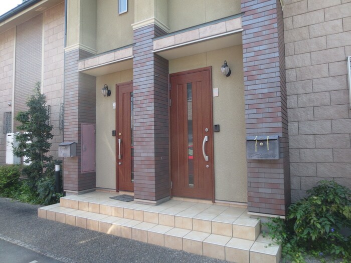 グランコ－トＳ棟の物件外観写真