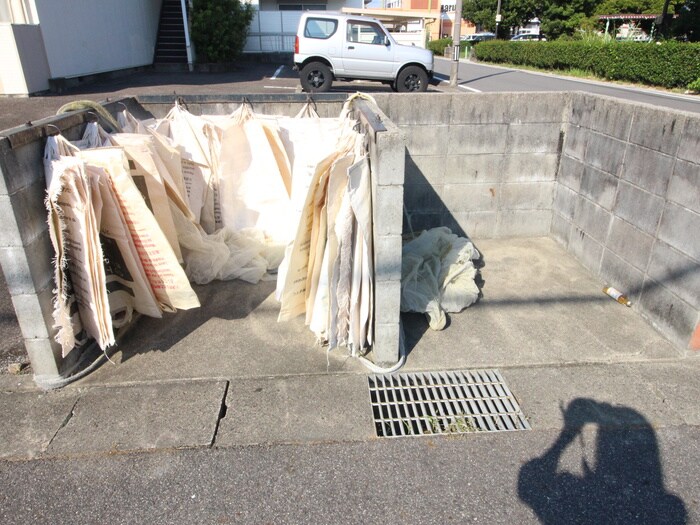 陽明館２の物件外観写真