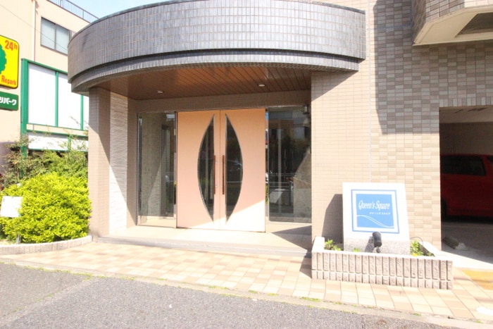 クイーンズ・スクエアの物件外観写真