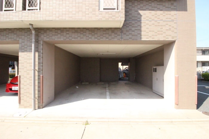 クイーンズ・スクエアの物件外観写真