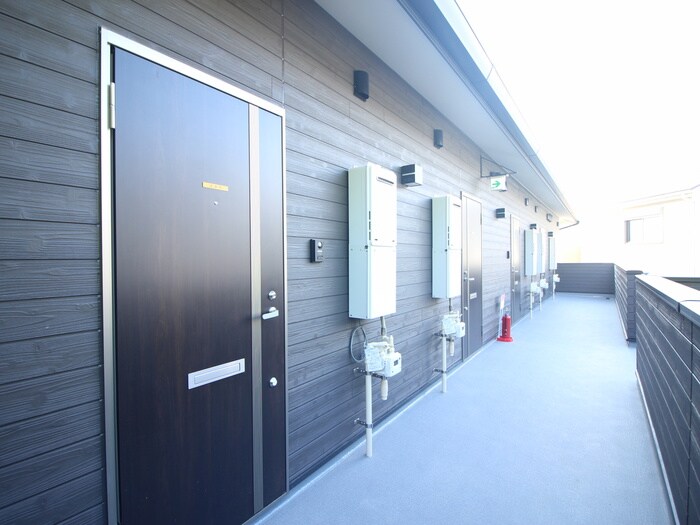 スカイパラスⅢの物件外観写真