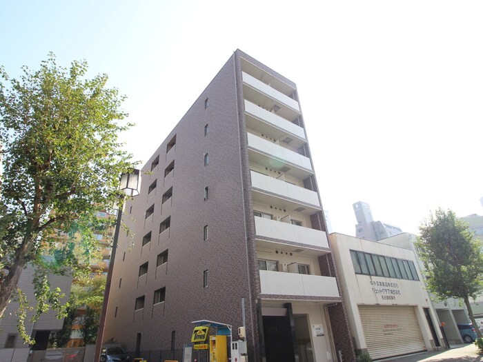 ウイステリア名城の物件外観写真