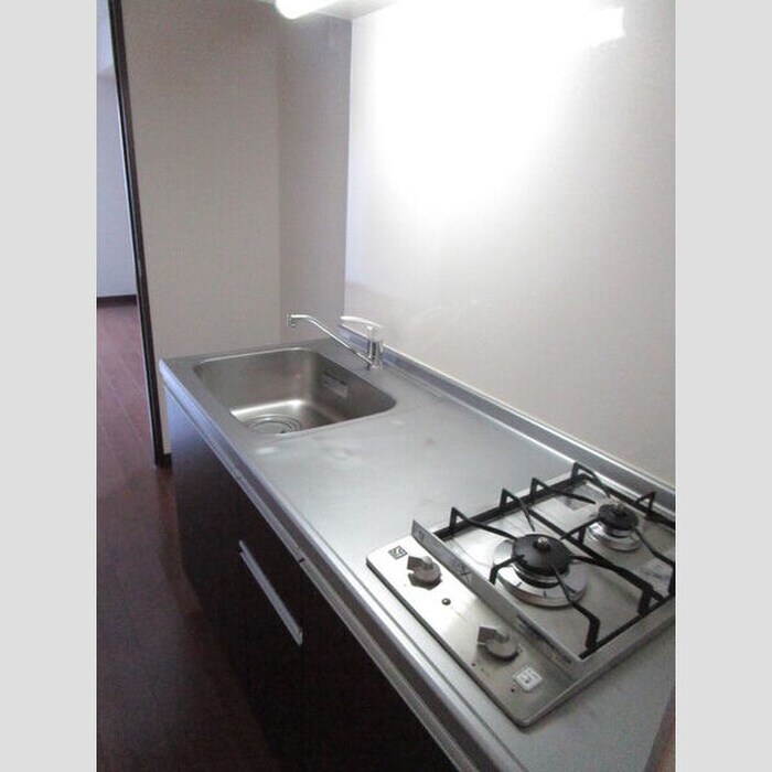 ウイステリア名城の物件内観写真