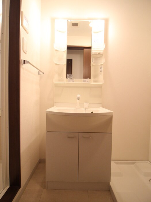 ウイステリア名城の物件内観写真