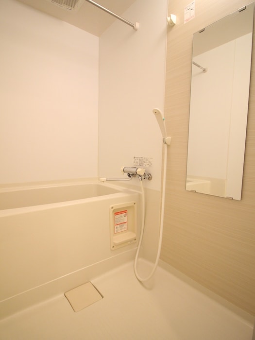 ウイステリア名城の物件内観写真