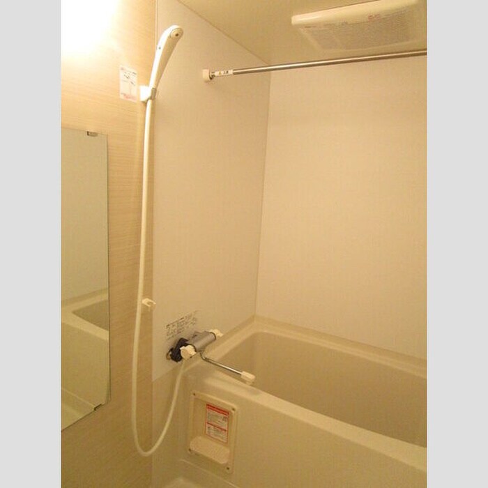 ウイステリア名城の物件内観写真